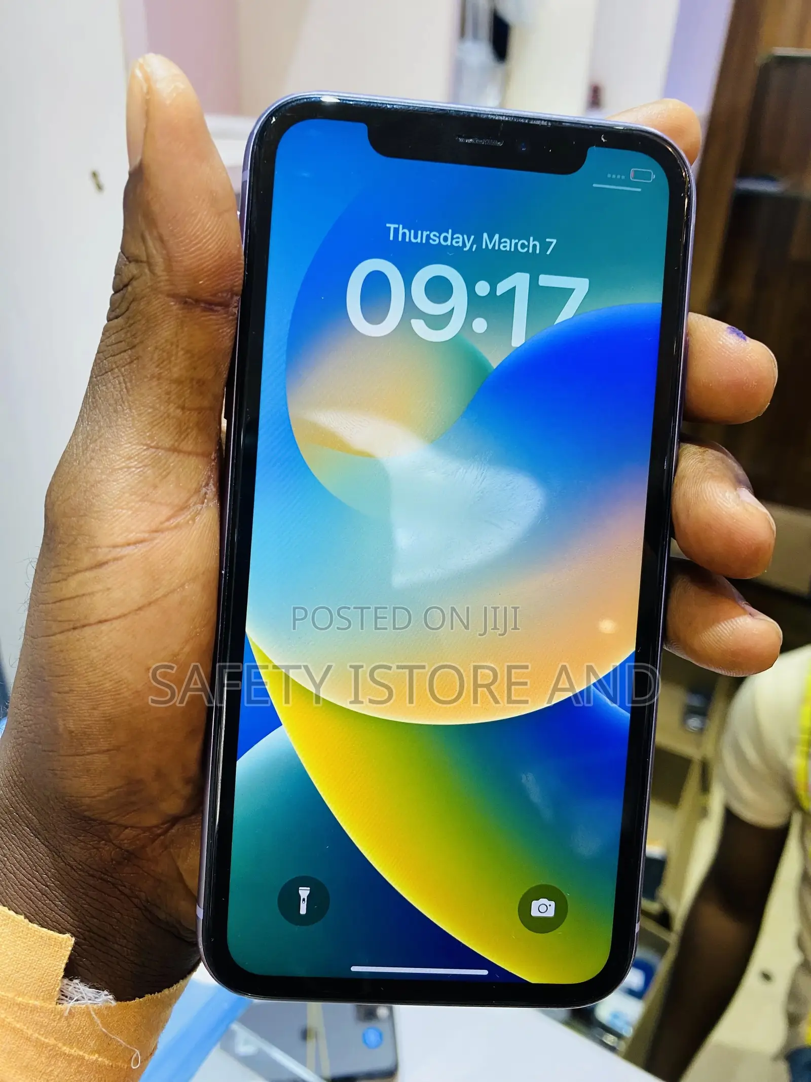 New Apple iPhone 11 128 GB Purple
