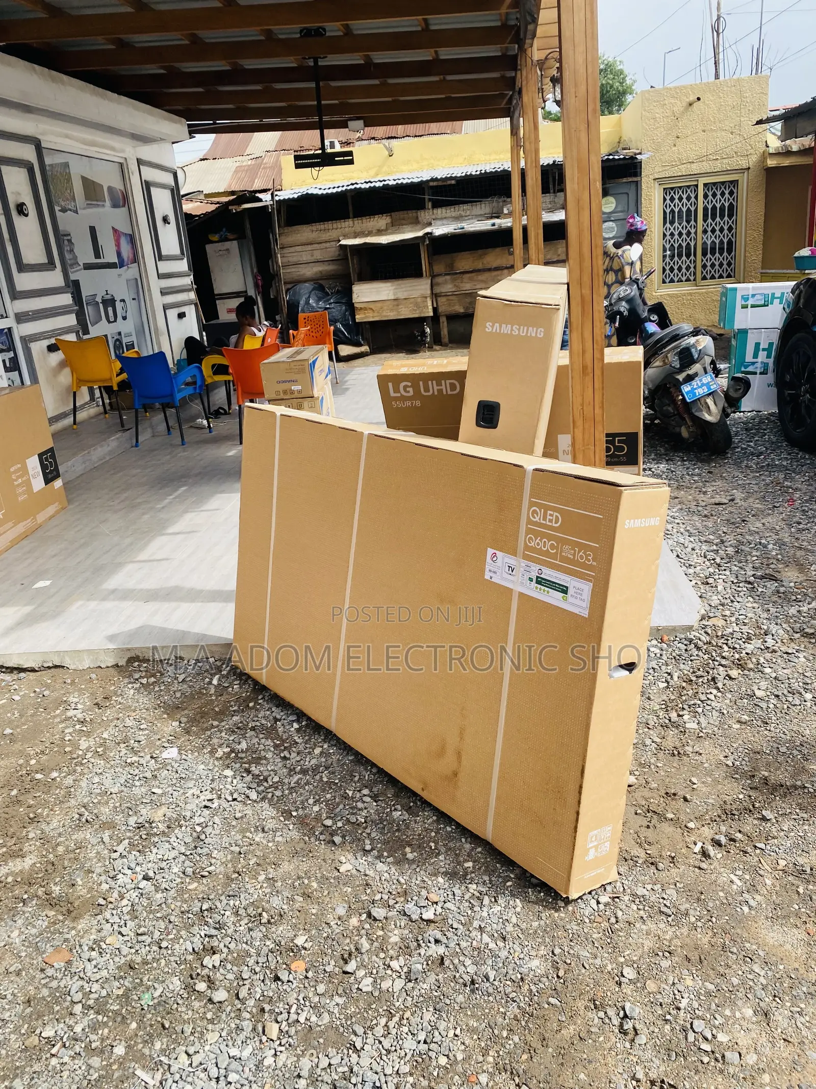 Classic Design Samsung 65 Inch 65q60c Smart Qled Tv.