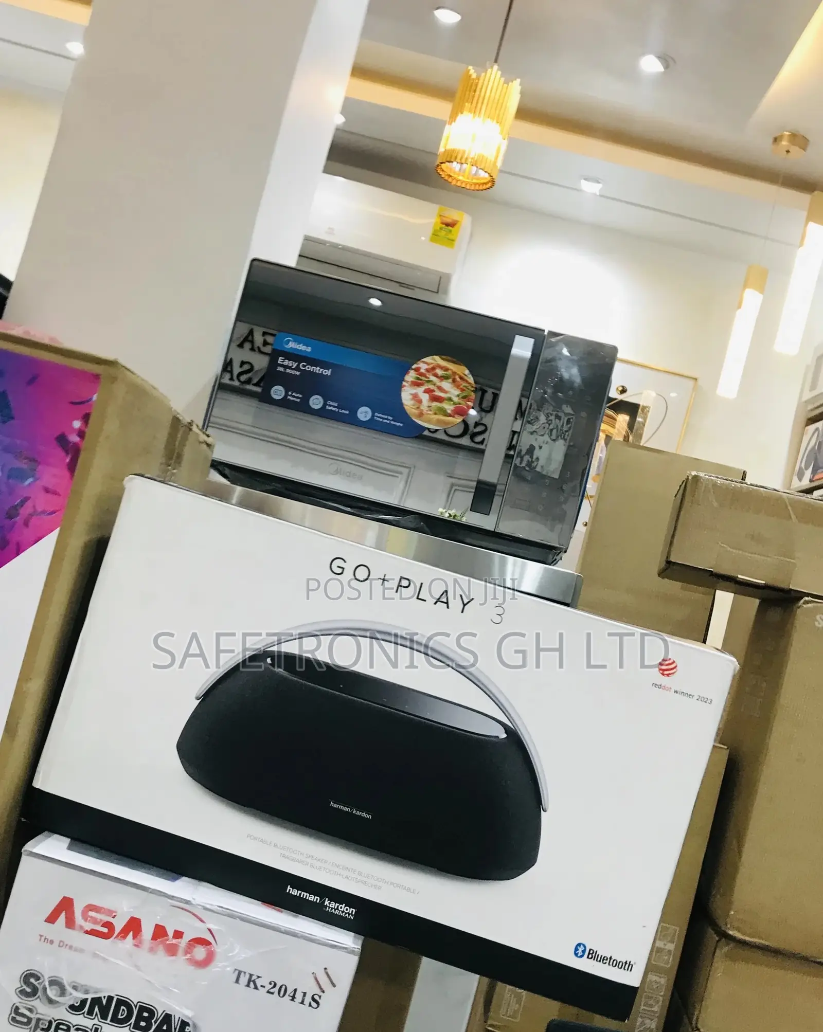 Go+Play 3 Electric Black Bluetooth Harman Kardon Speaker