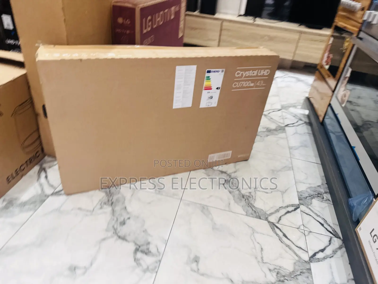 Highly Recommend Samsung UHD Smart Glossy 43”Cu7000