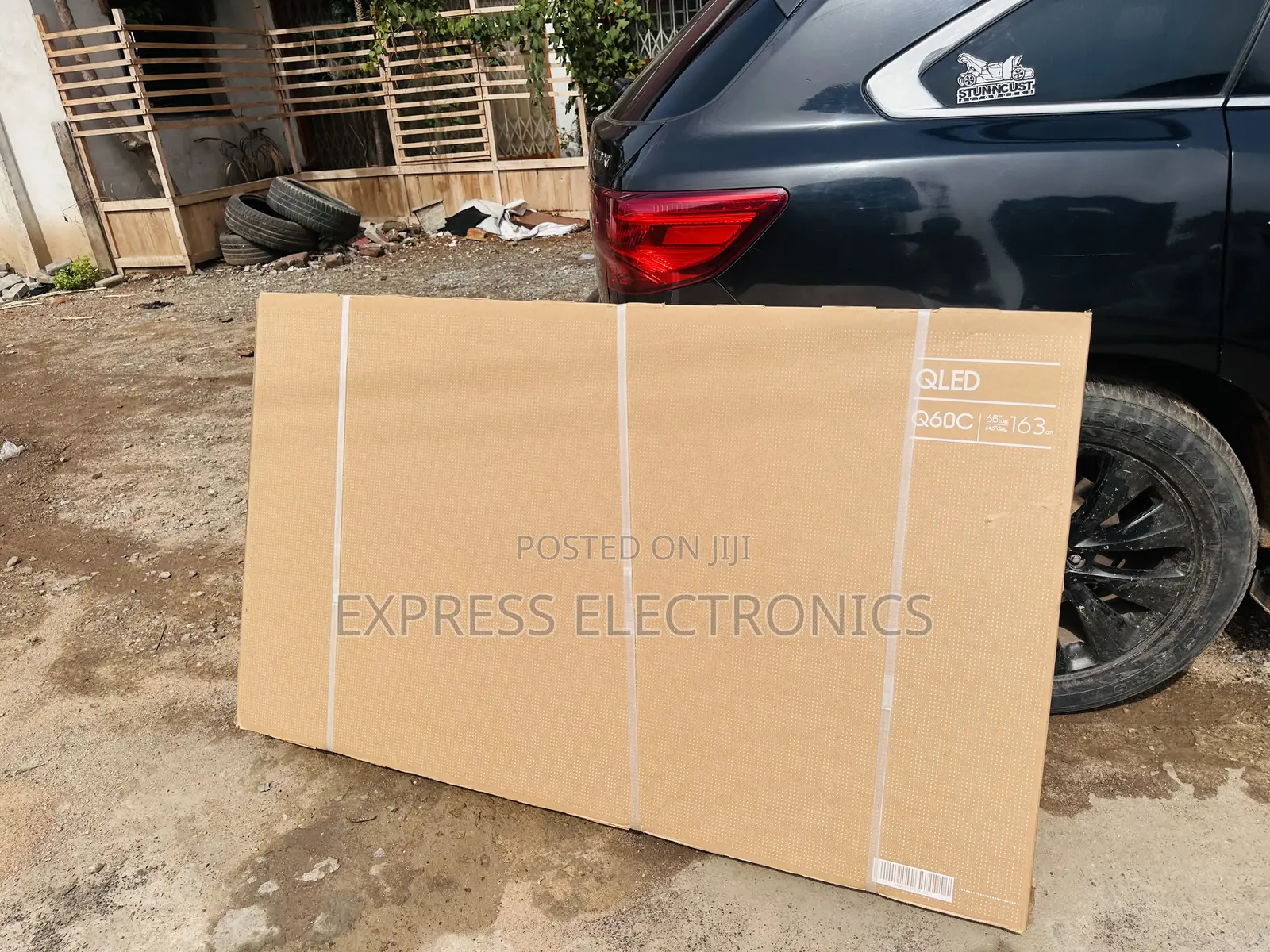 Vivid QLED UHD Smart Samsung 65”Q60C 2023