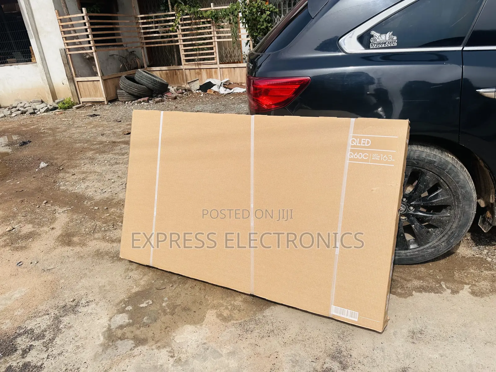Vivid QLED UHD Smart Samsung 65”Q60C 2023