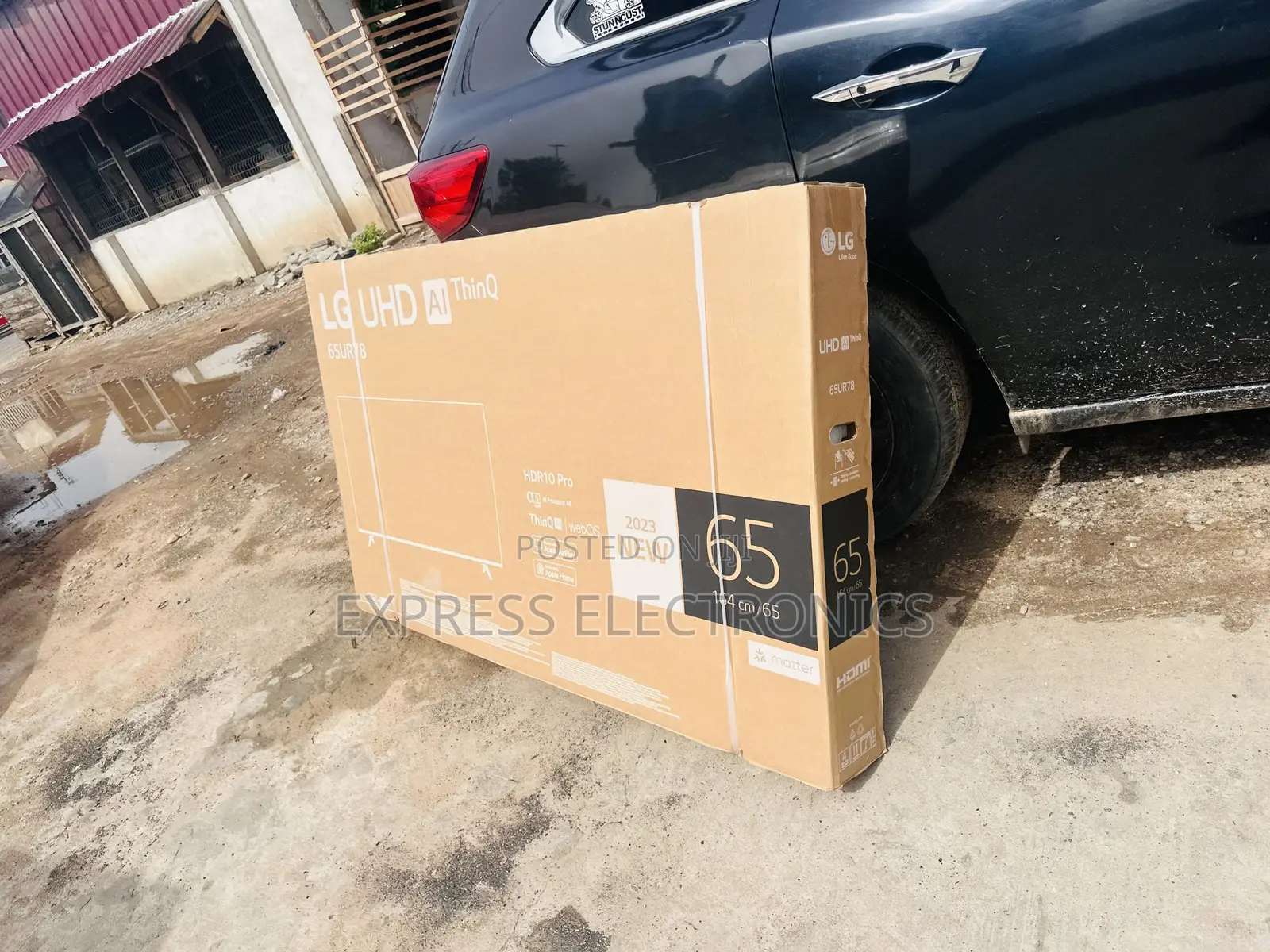 LG UHD Smart Glossy LED Screen 65”UR78