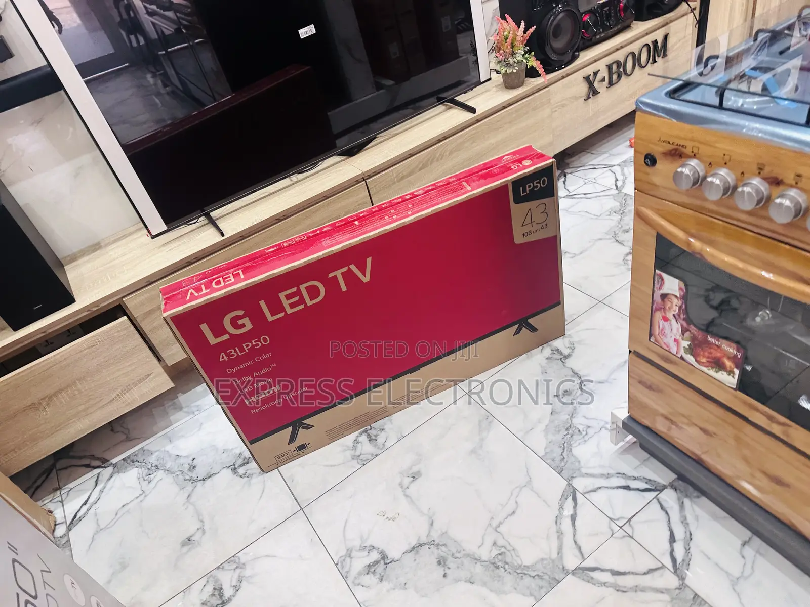 Available Now at Store LG FHD Satellite 43”Lp500