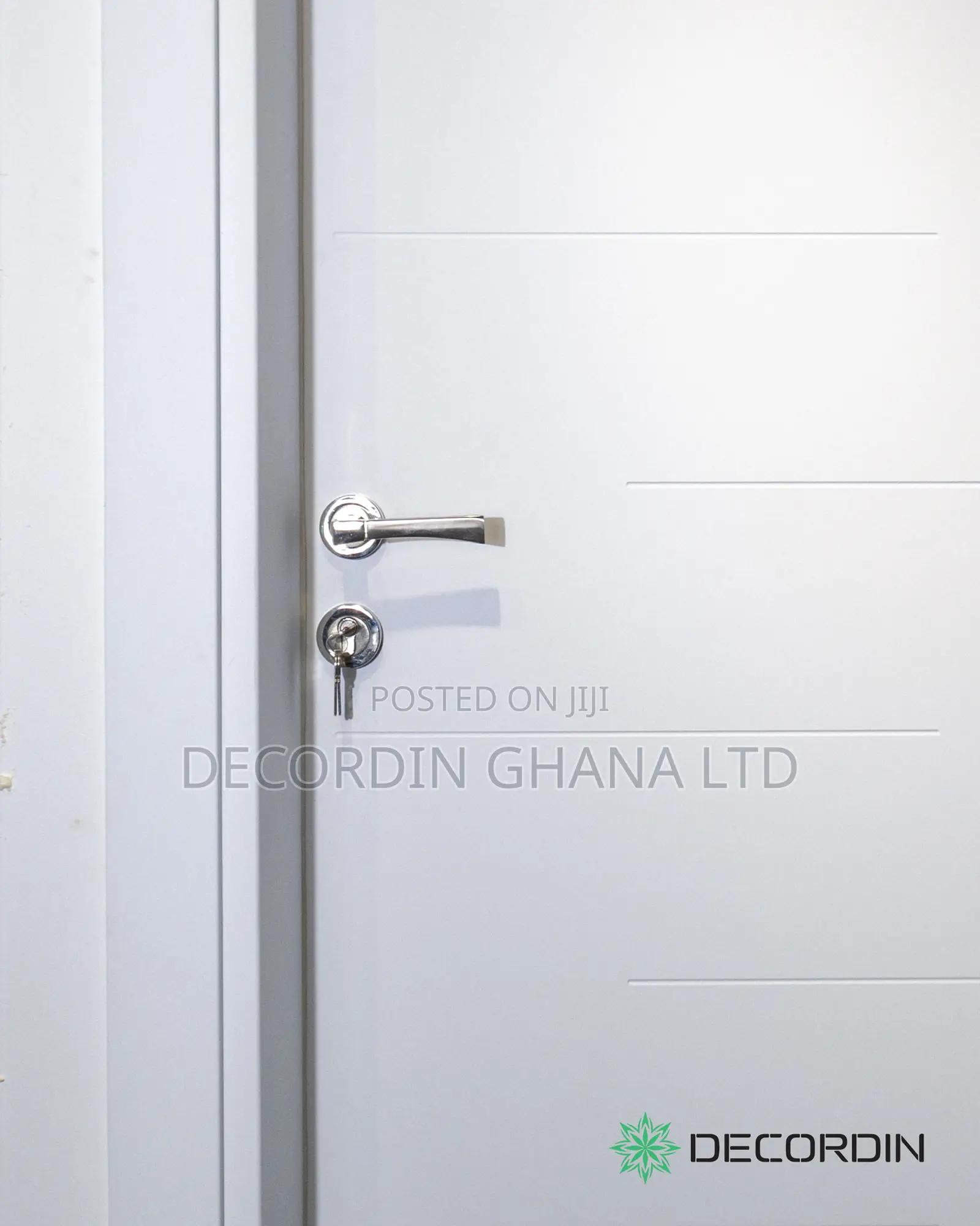 White Interior Door For Rooms And Washrooms
