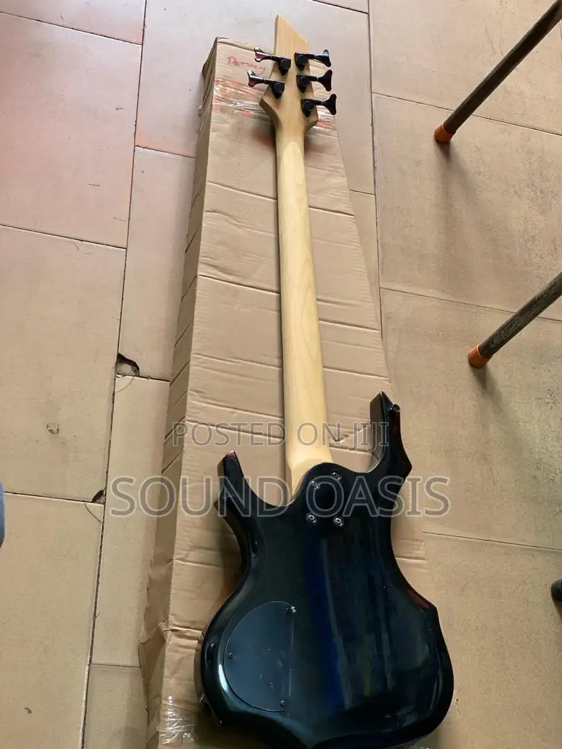 Peavey Passive Bass Guitar