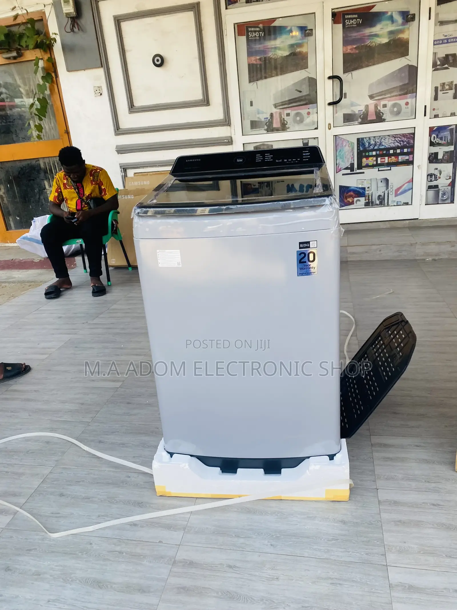Quality Samsung Wa13cg5441byn 13kg Washing Machine.