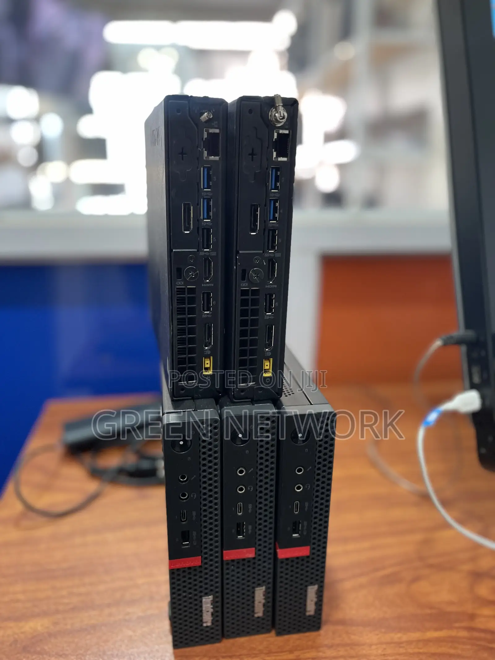 Desktop Computer Lenovo ThinkCentre M720 8GB Intel Core i5 HDD 500GB