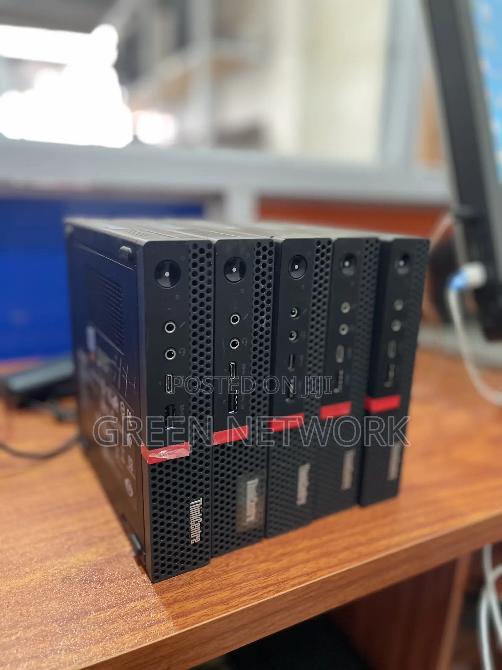 Desktop Computer Lenovo ThinkCentre M720 8GB Intel Core i5 HDD 500GB