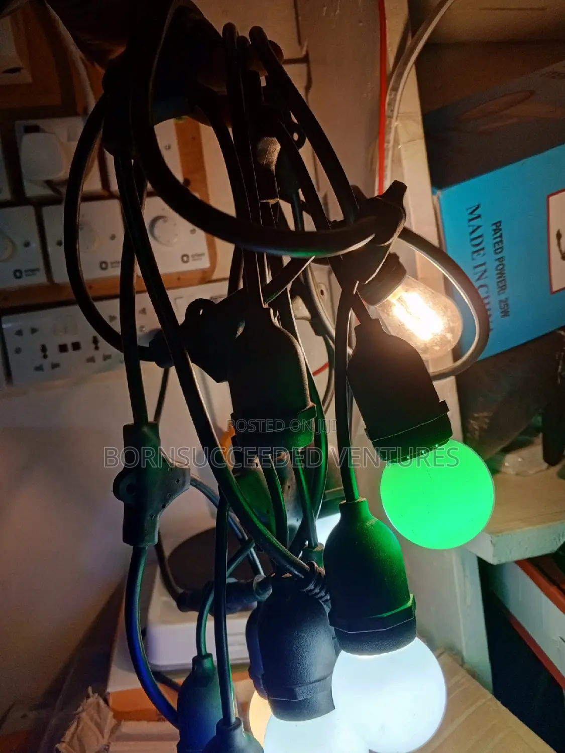10m(15 Bulb Holder)/10m(20 Bulb Holder) Strip Light