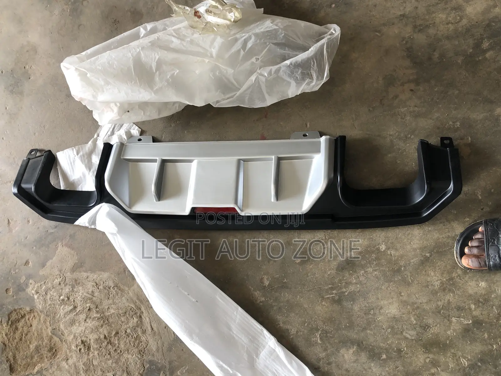 Honda Civic 2018 - 2020 Back Bumper Spoiler