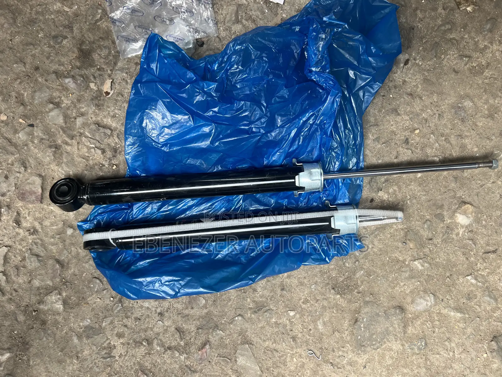 Honda Accord 2016,2017,2018,2019 Back Shocks