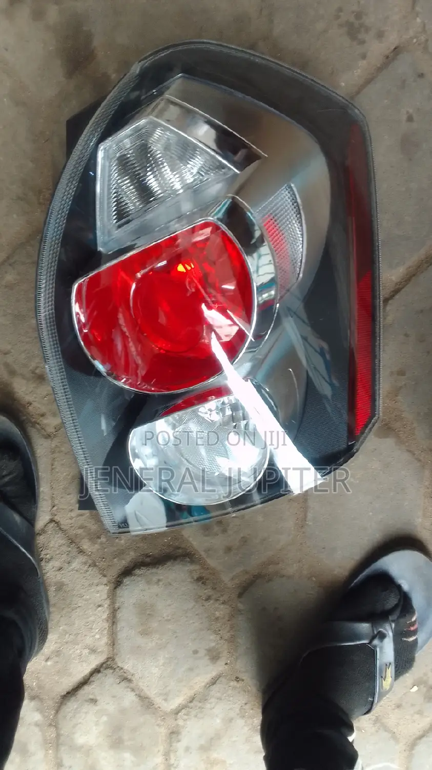 Pontiac Vibe 2009-2015 Tail Light Right Side(Passenger Side)