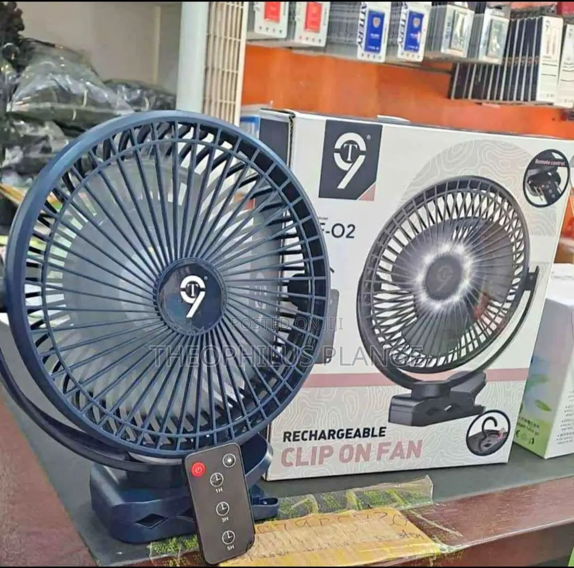 Rechargeable Clip on Fan(With Light Nd Usb Charging Ports )