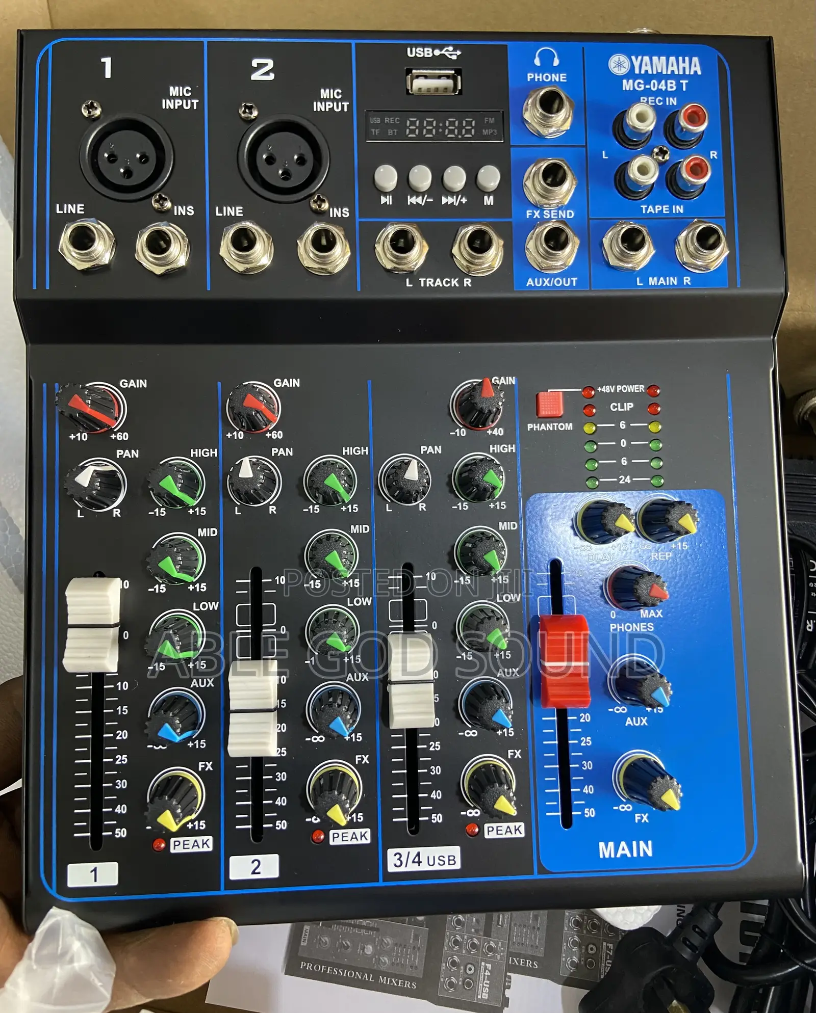 4 Channels Yamaha Mg-04bt Mixer