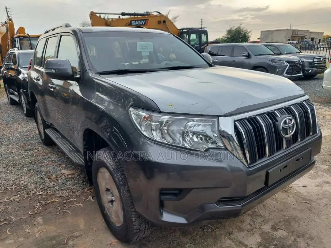 New Toyota Land Cruiser Prado 2022 Gray