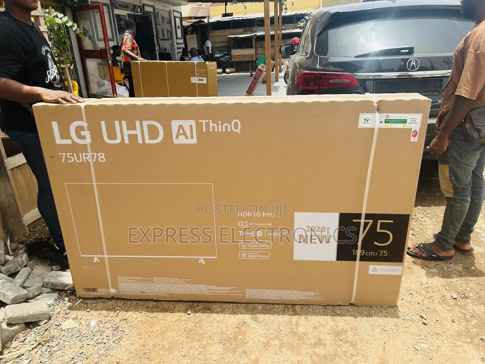 True Cinematic Experience UHD Smart Glossy 75”UR78