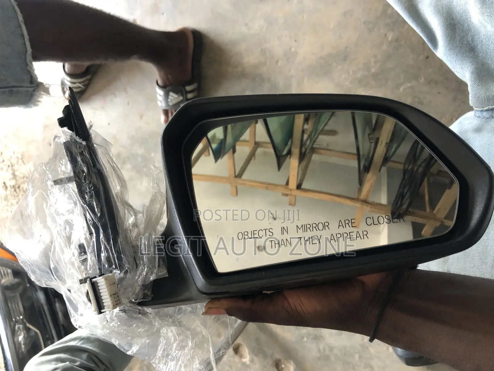 Hyundai Sonata 2015-2018 Complete Mirror Glass With Sensor