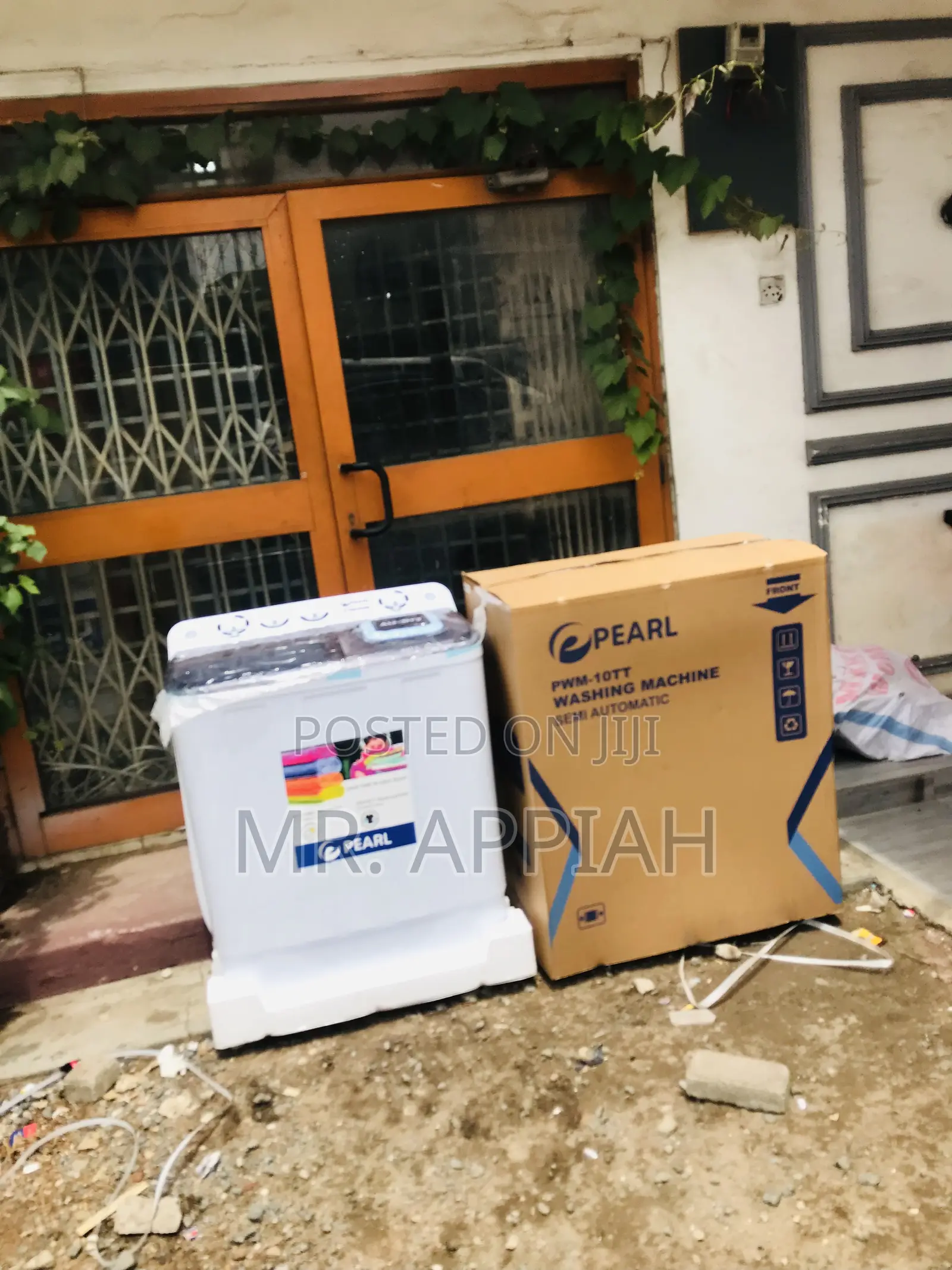 Brand New Pearl 10kg Top Load Washing Machine.