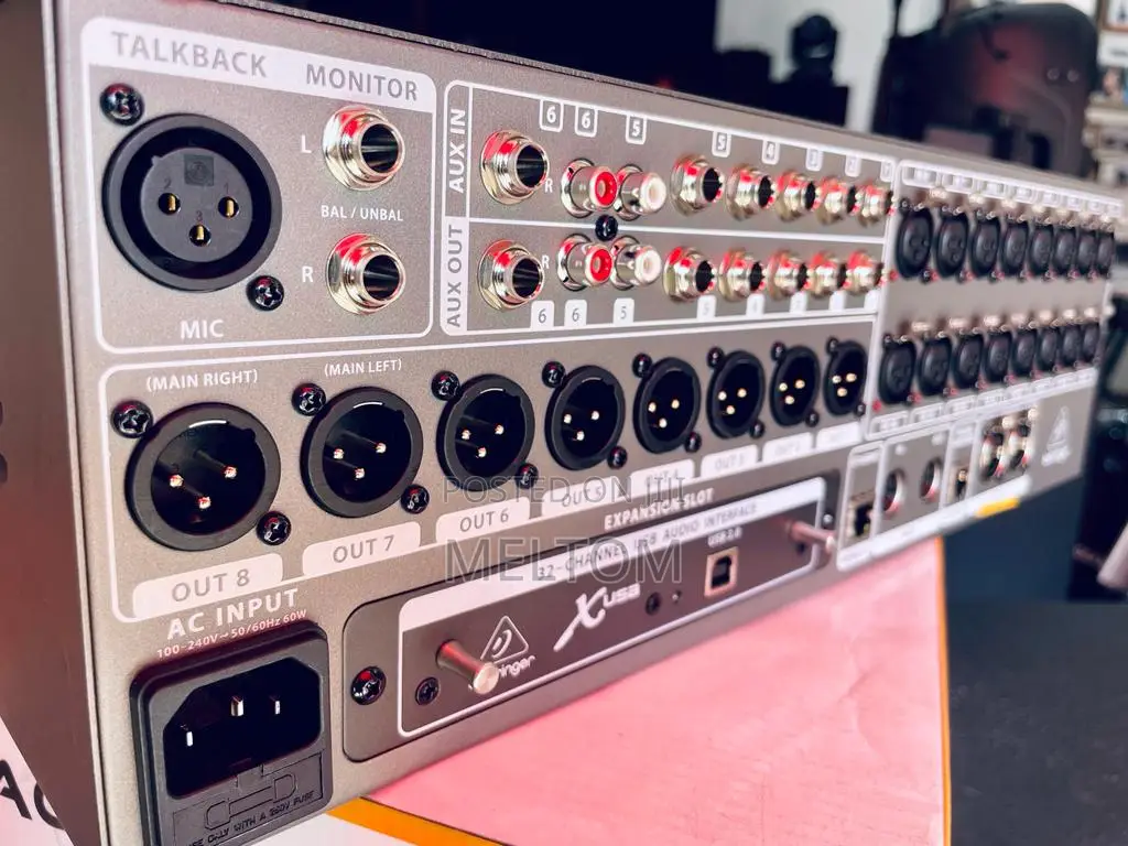 Behringer X32 Rack Powered by Midas