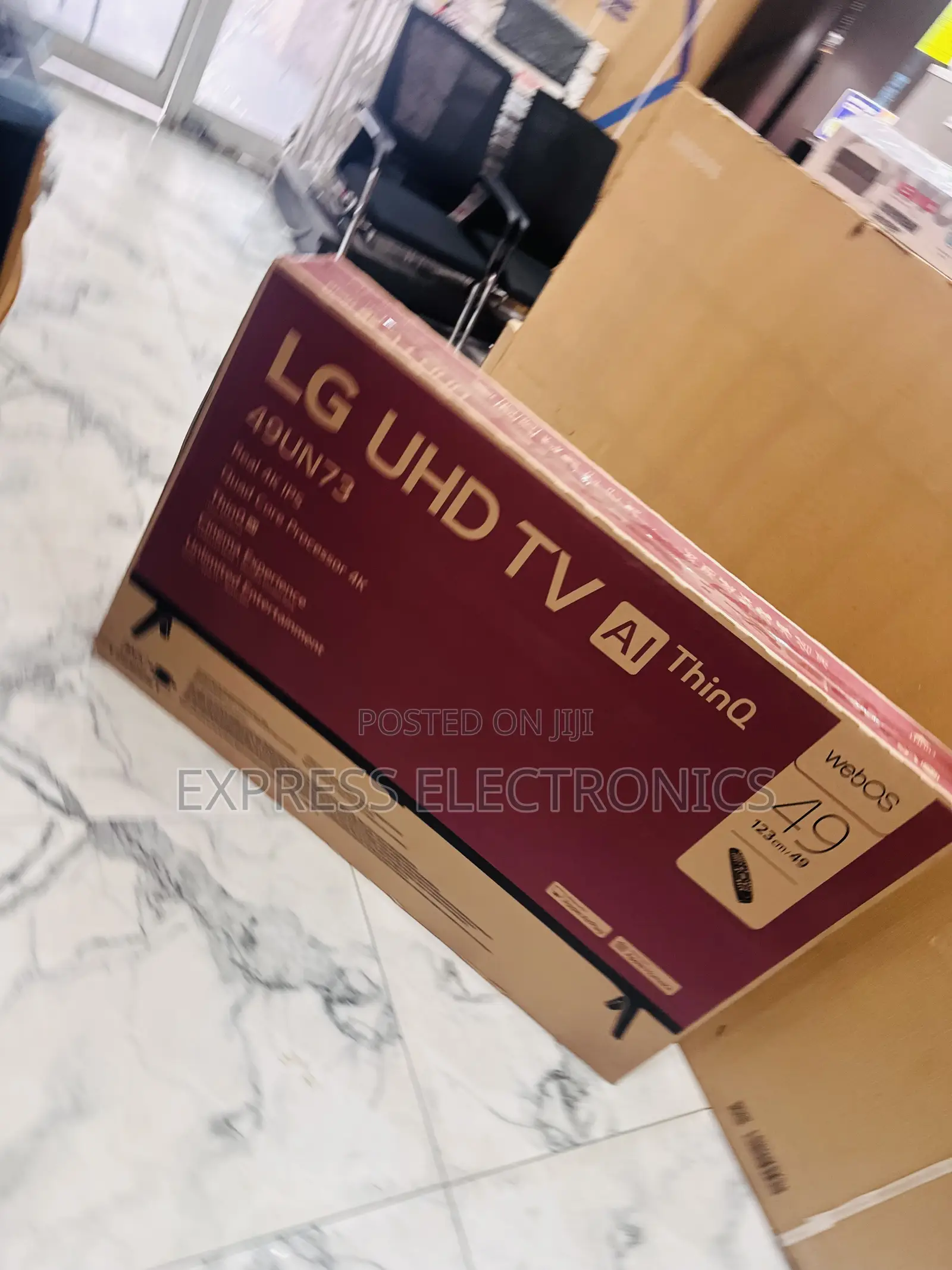 Very Cool UHD Smart Glossy Screen  49”UN7340