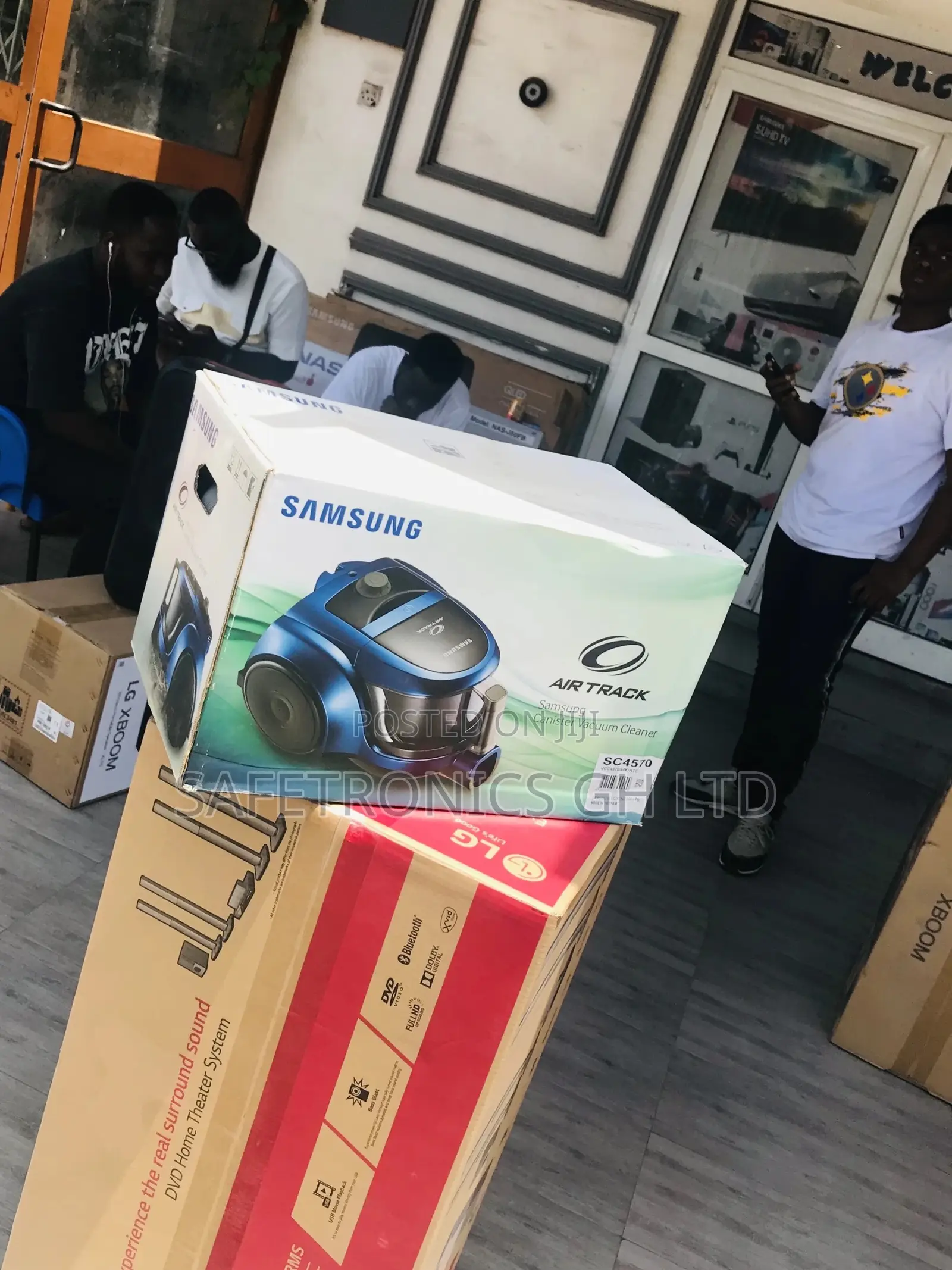 Black/Blue Electric Samsung Vacuum Cleaner