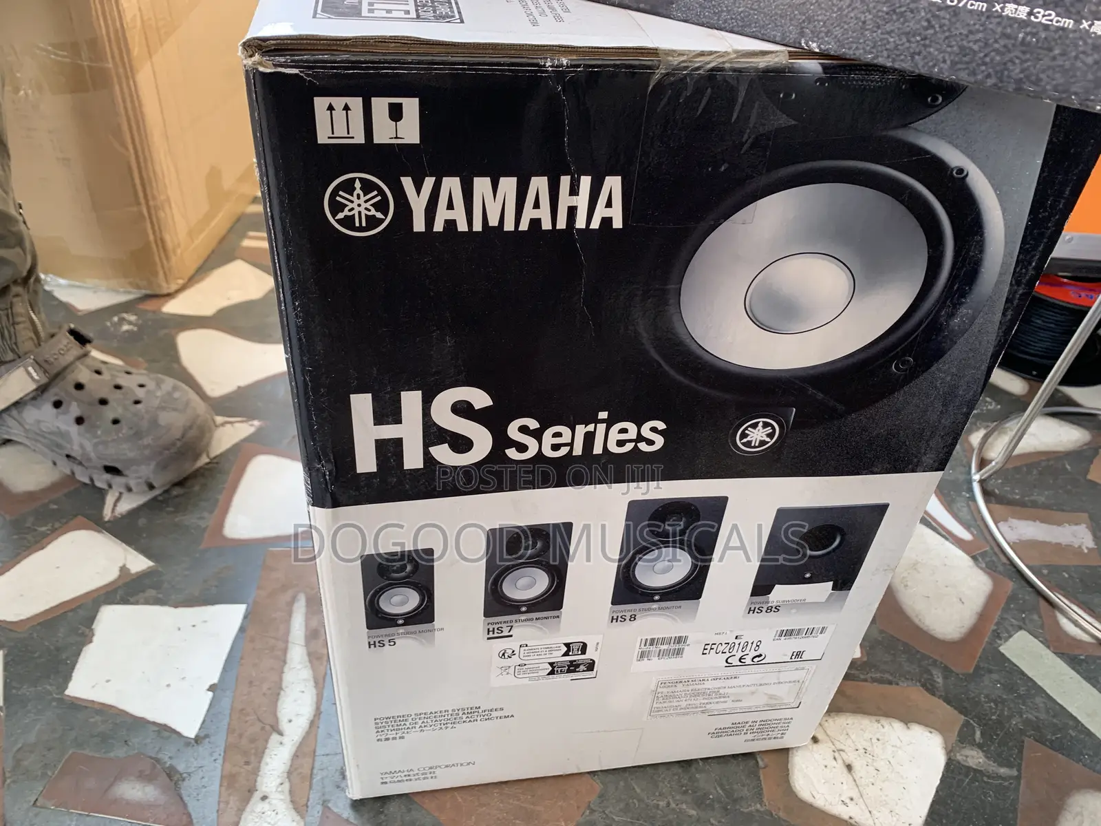 YAMAHA HS7 Studio Monitors