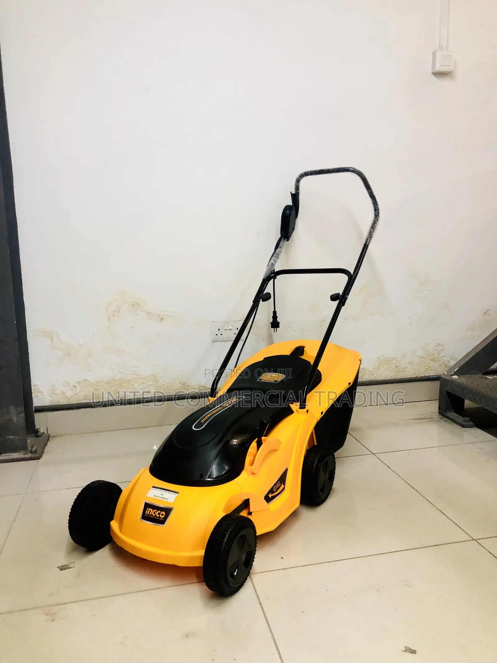 Electric Lawn Mower (1600W)