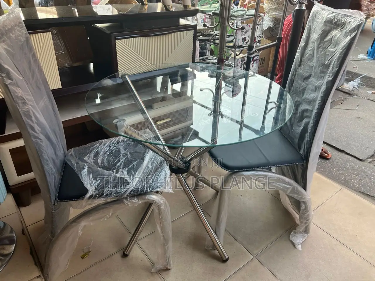 Two or 3 Seater Glass Dining Table Set
