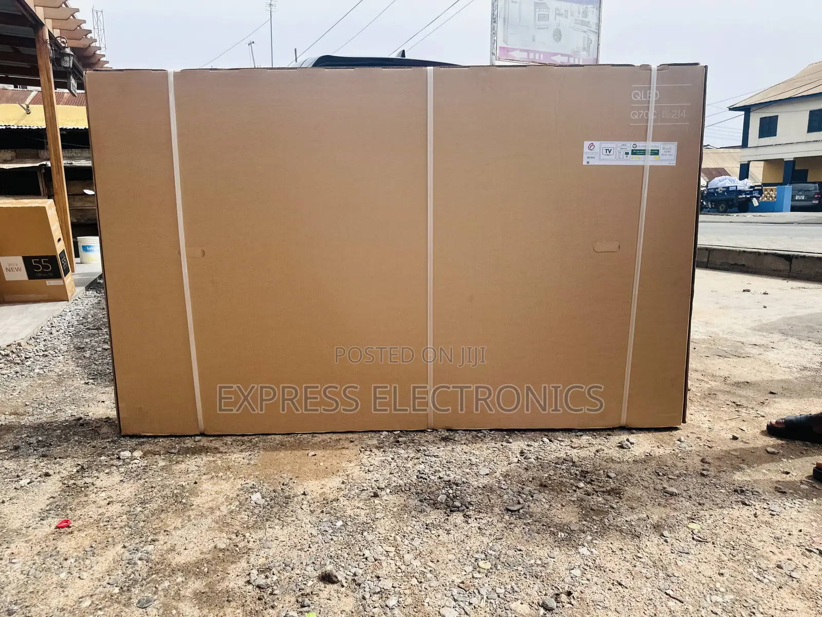 Unique Design Slim Qled Samsung 85”Q60