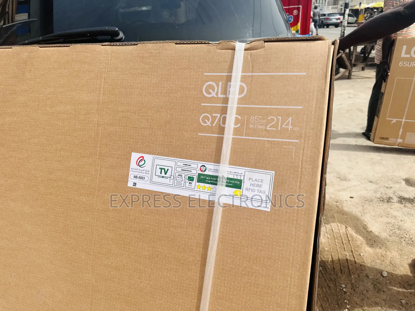 Mesmeric New Slim Sleek Samsung 85”Q70 QLED