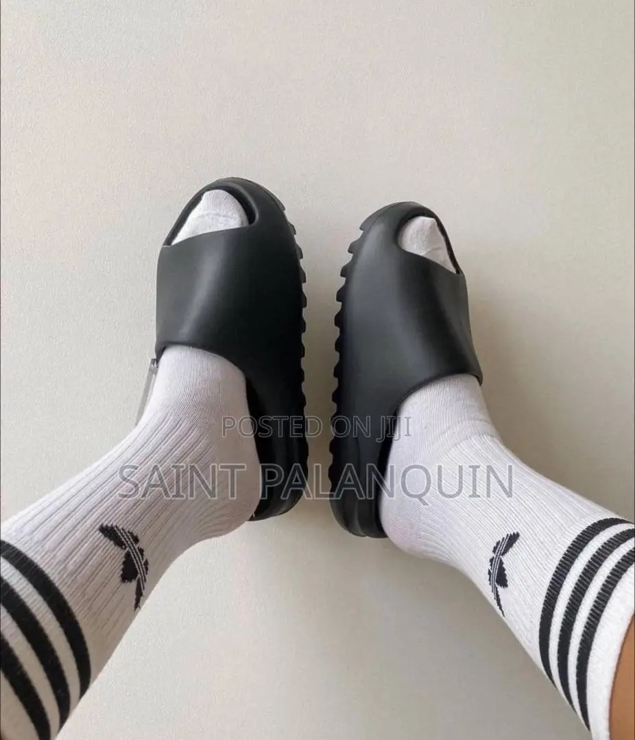 Adidas Yeezy Slides