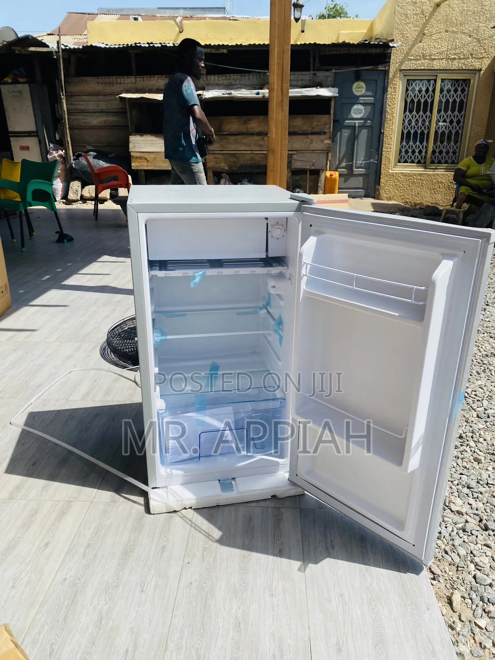 Reliable Zara Single Door Electric Table Top Fridge(Gray).