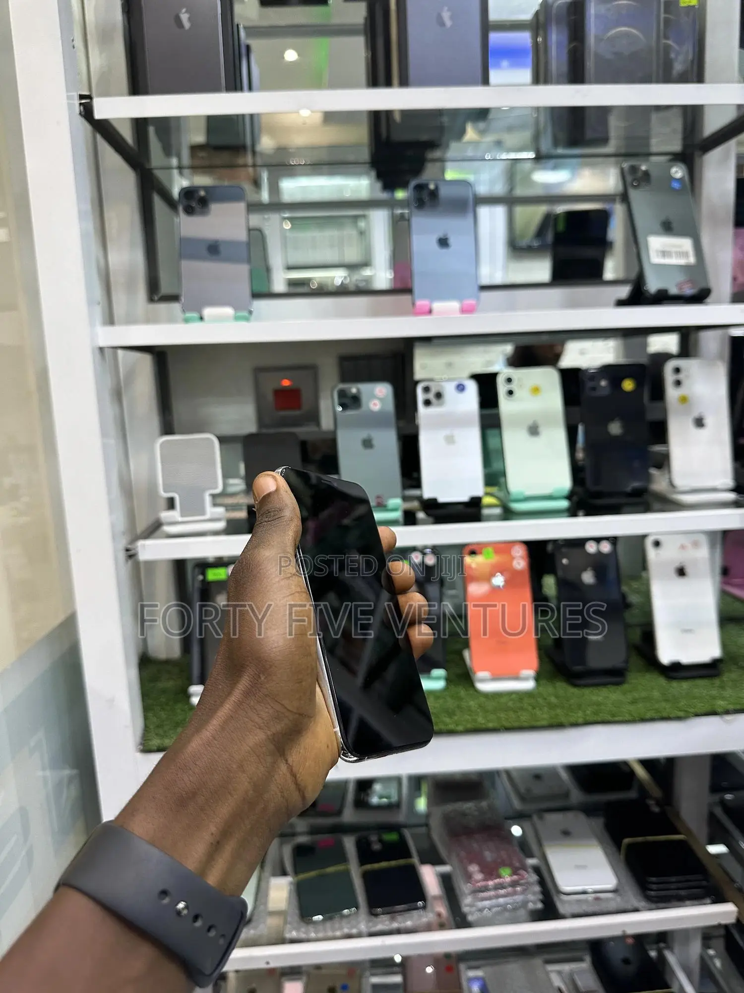 New Apple iPhone 11 Pro Max 256 GB White