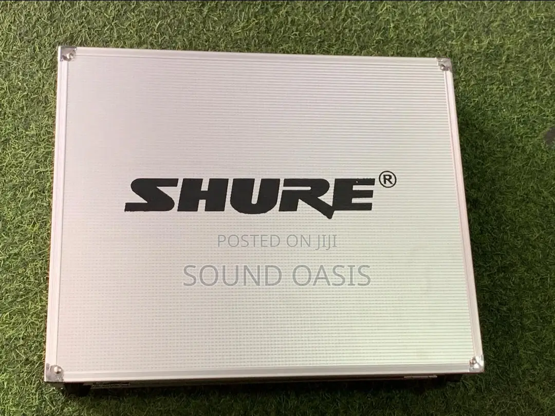 Shure UT282 2in1 Professional Microphone With Case