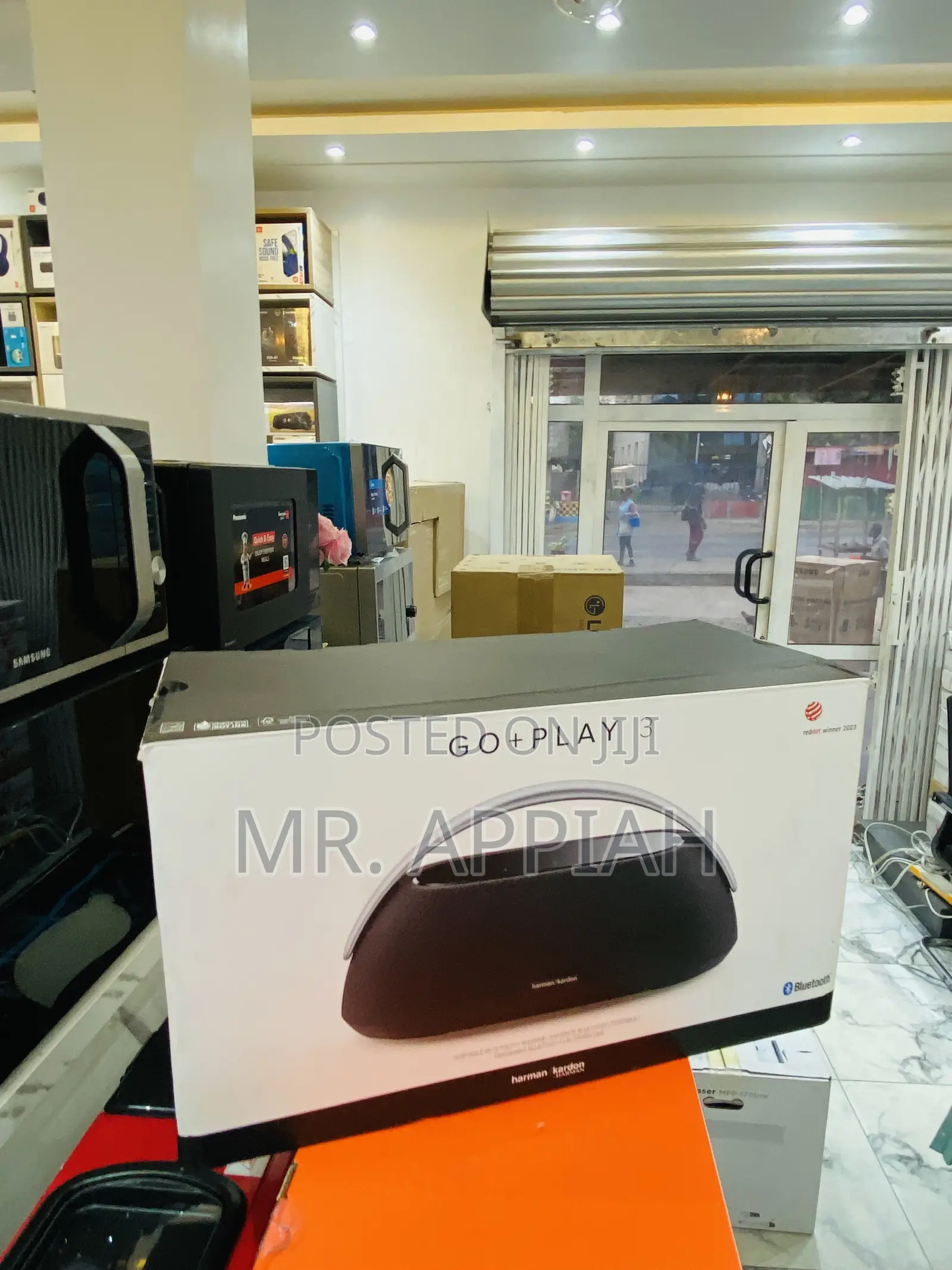 Reliable Harman Kardon Go + Play Rechargeable Speaker,Black