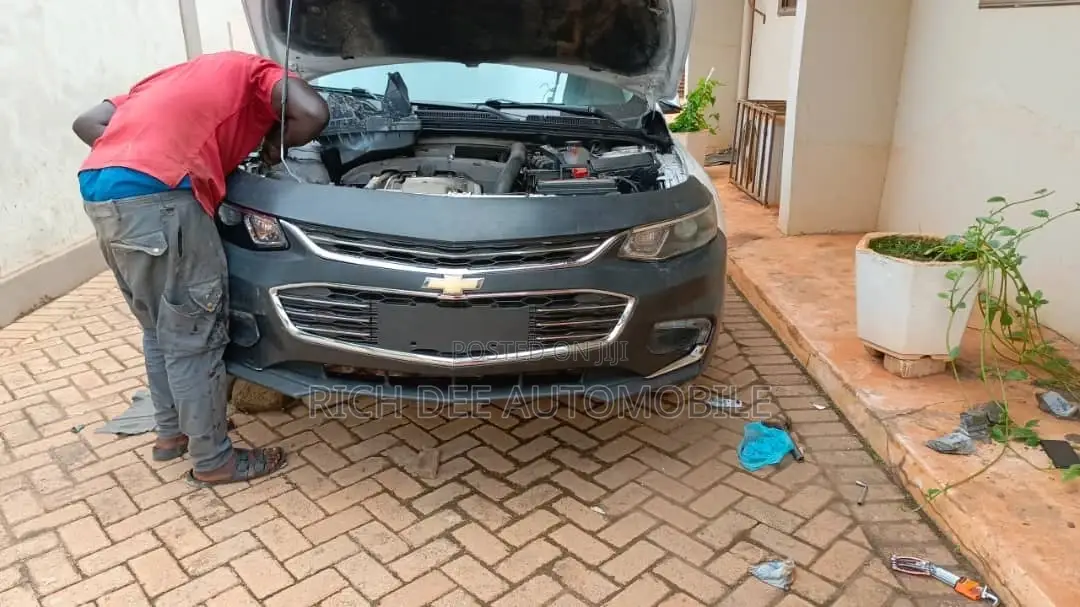 Malibu 2018 Front Bumper Complete