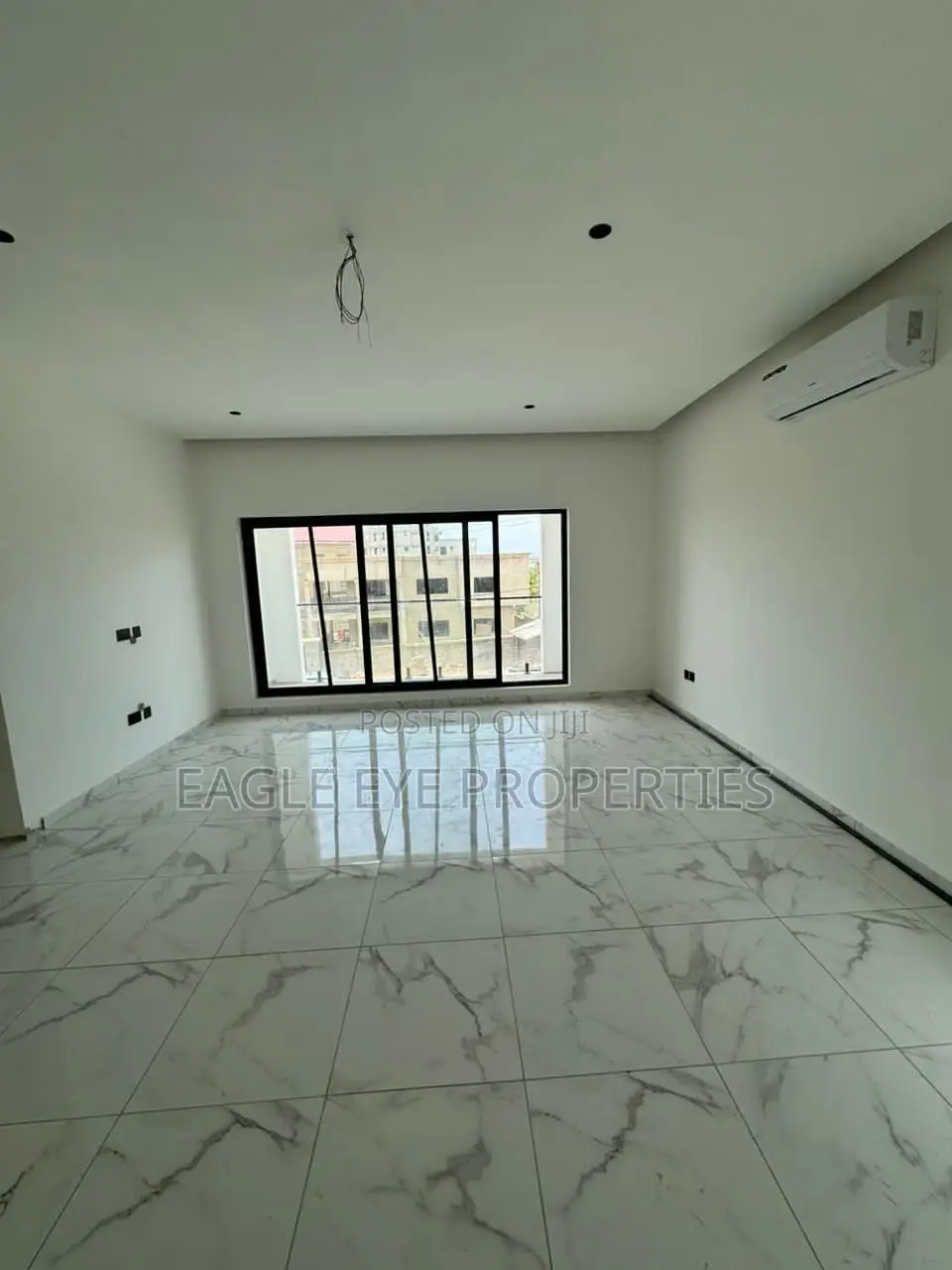 3bdrm House in School Junction for sale