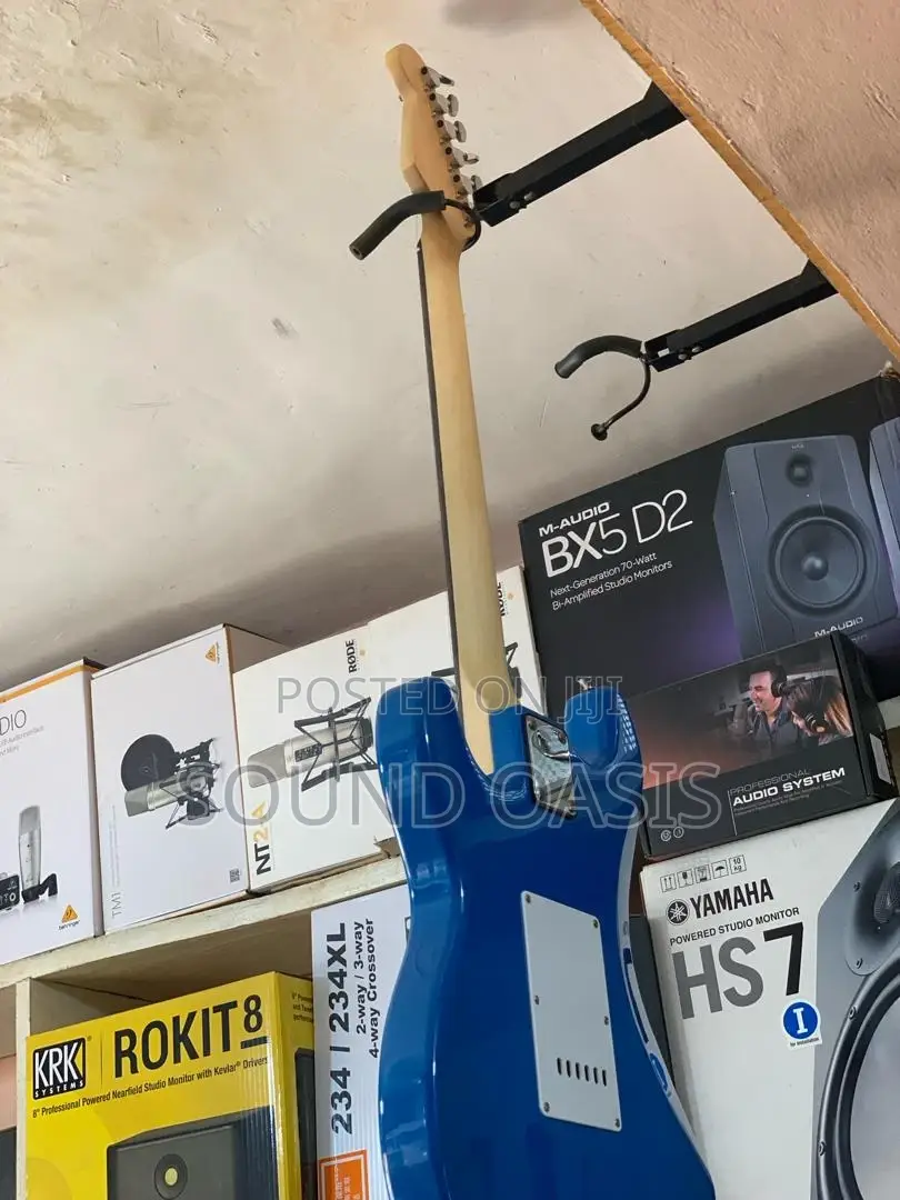 Squier Lead/ Electric Guitar