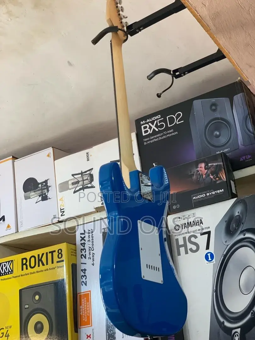 Squier Lead/ Electric Guitar