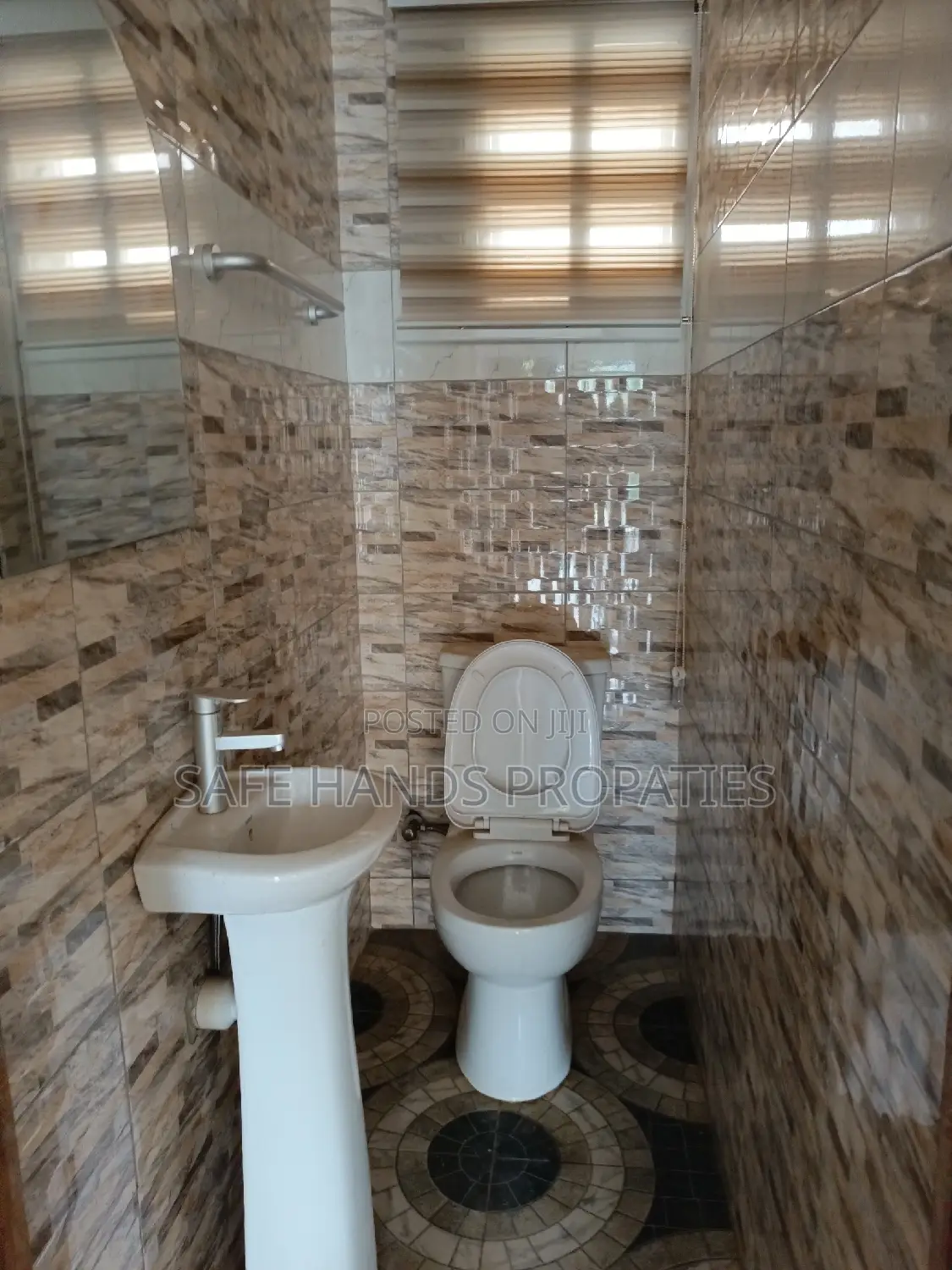 2bdrm Apartment in Lake Side Estate for rent