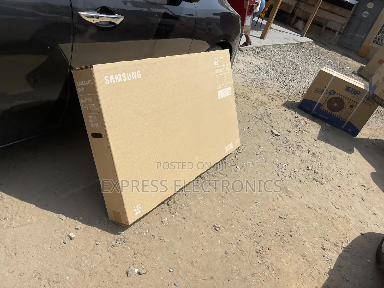 UHD Smart Samsung 55cu7000 Glossy LED Display