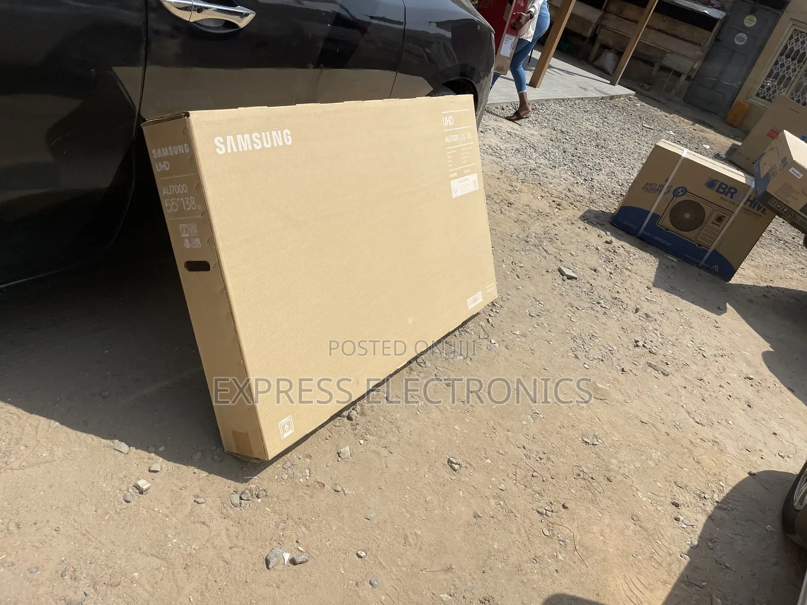 UHD Smart Samsung 55cu7000 Glossy LED Display