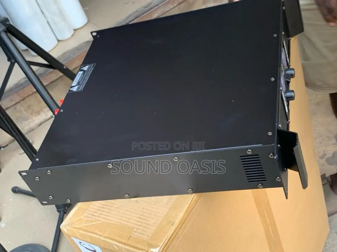 MAX MX2000 Mid Amplifier