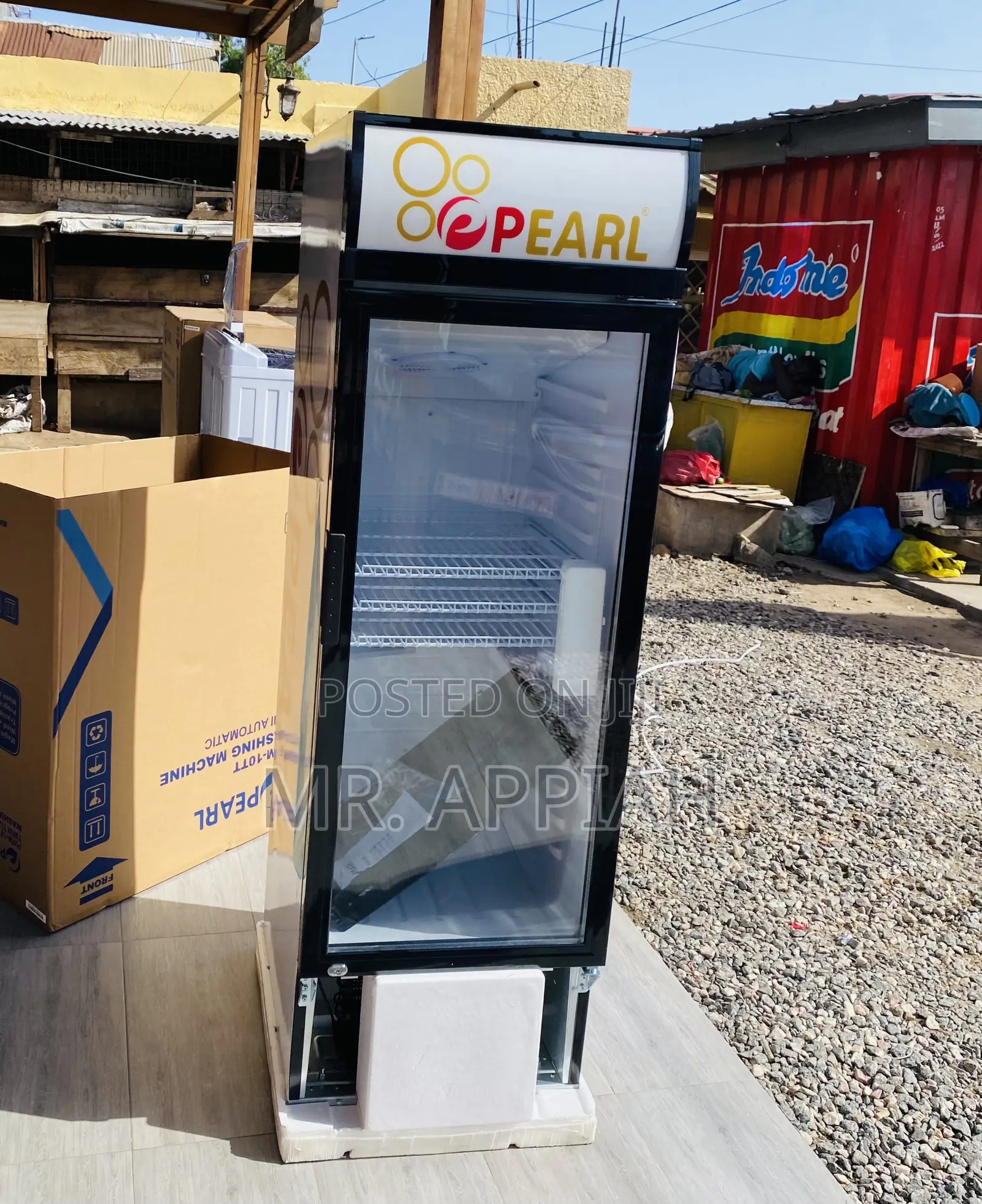 Well Design Pearl PVC-316 Single Door Display Fridge.