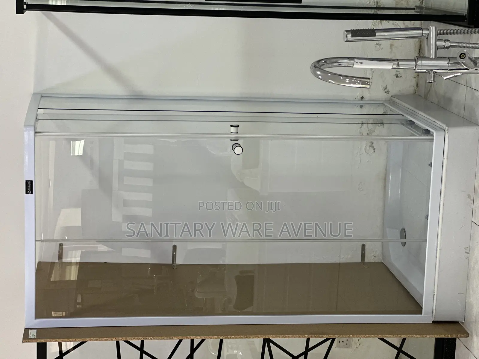 Frosted Bathroom Glass - Shower Cubicle - Plain Glass Room