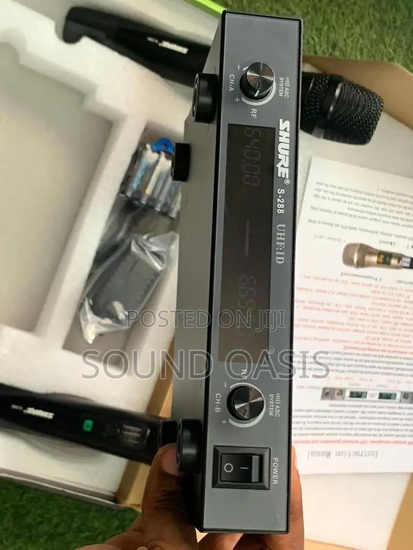 Shure S-288 Professional Wireless Microphone