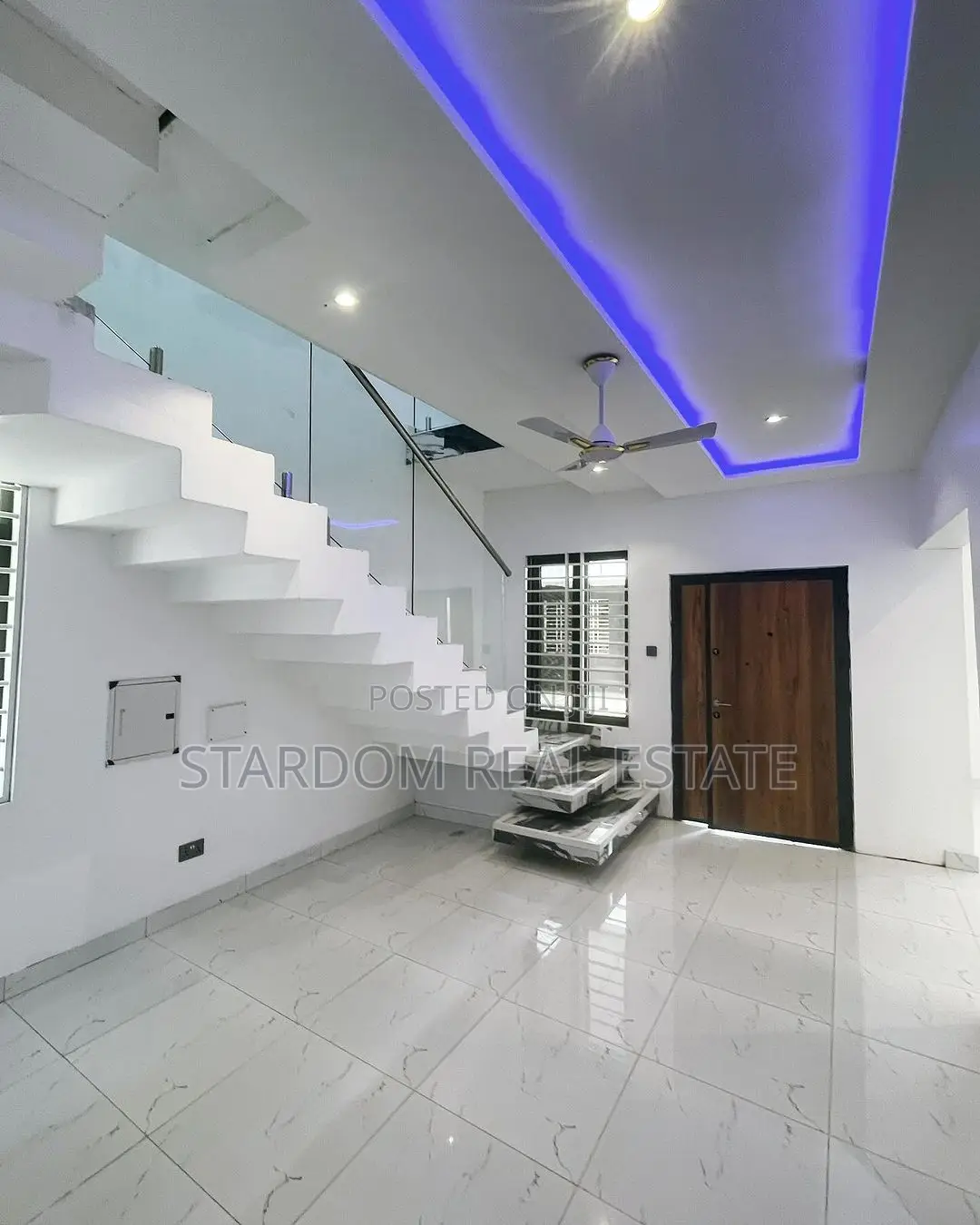3bdrm Townhouse/Terrace in Ashaley Botwe for sale