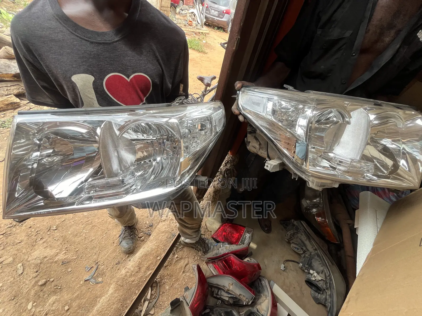 Toyota Landcruiser Headlights Left and Right