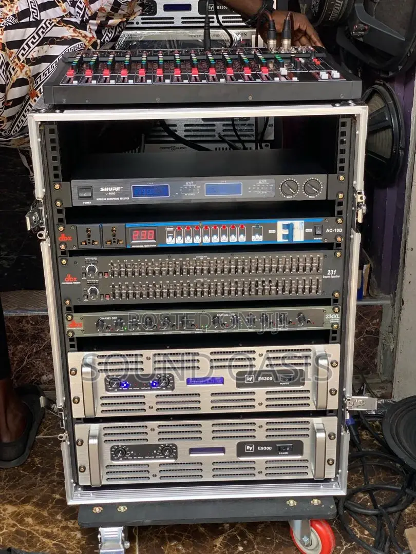 Electro-Voice Full Speaker Set With Rack Set